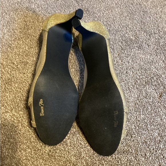 Easy Street Alive 5 Size 9W Picaboo Pumps - Picture 4 of 5